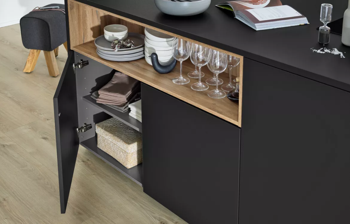 Interliving-Küche schwarz softmatt