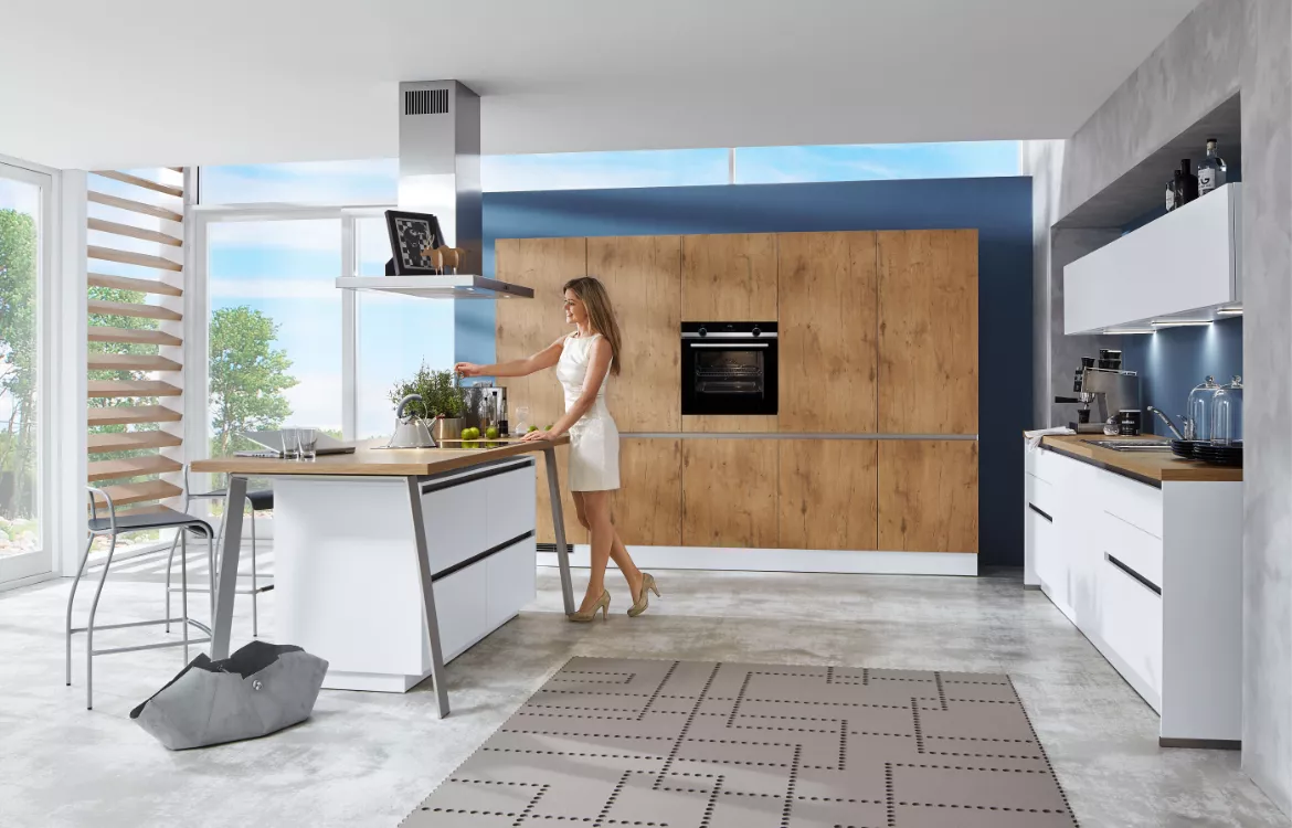 Moderne Designküche mit griffloser Front