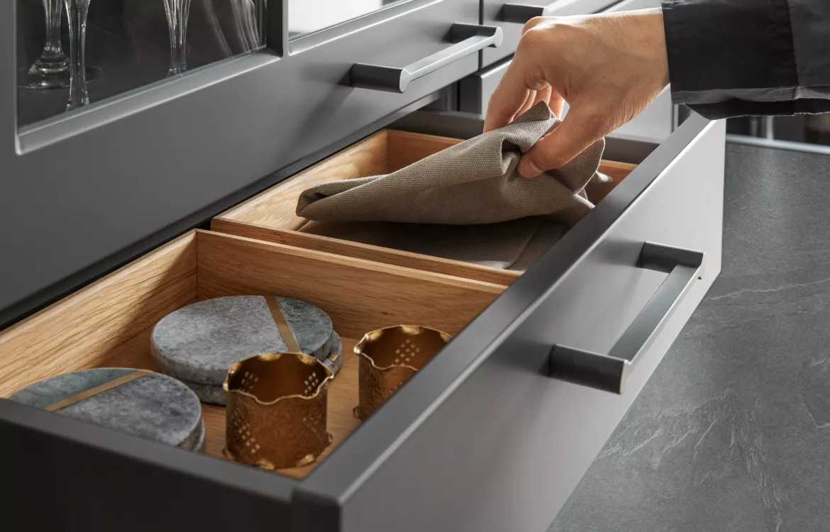 Landhausküche Atrium Aktuell mit viel Stauraum