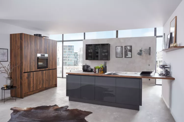 Kontraststark kombinierte WERT-KÜCHE