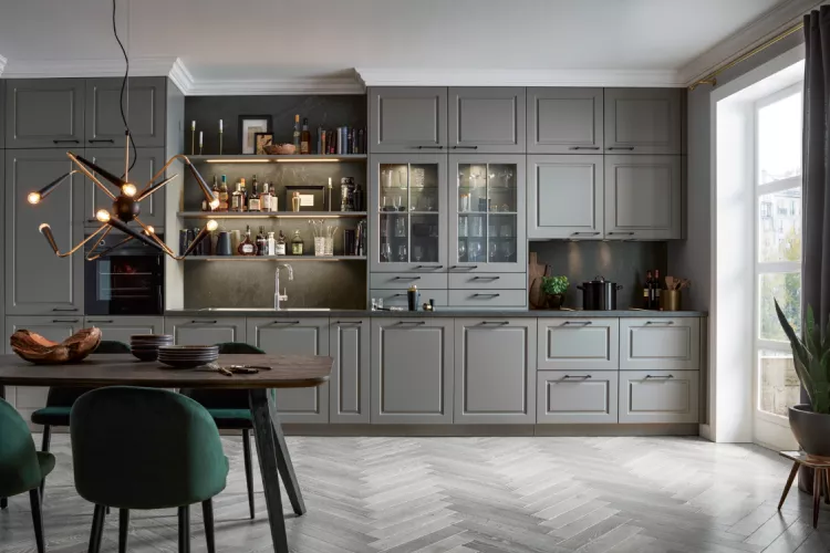 Landhausküche Atrium Aktuell mit viel Stauraum